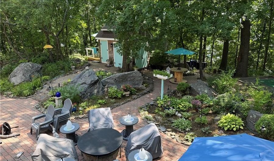 200 Cannon St 126, Cranston, RI 02920 - 3 Beds, 3 Bath