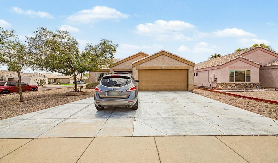 2046 S RENNICK Dr, Apache Junction, AZ 85120 - 4 Beds, 2 Bath