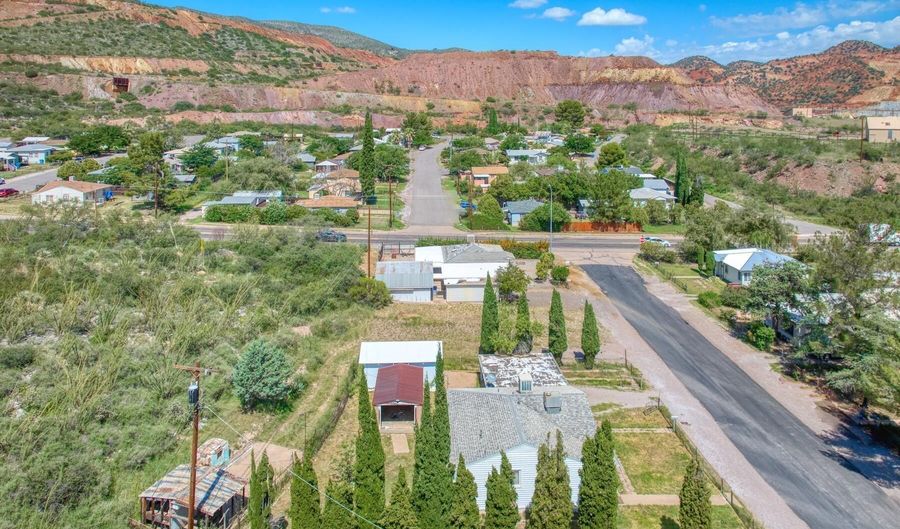 19 LOWELL Ave, Bisbee, AZ 85603 - 3 Beds, 1 Bath