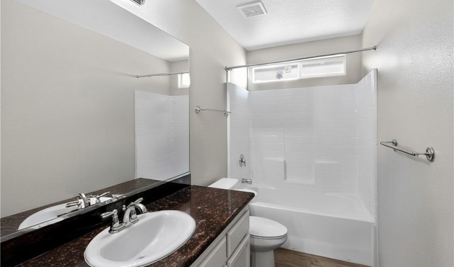 20726 Nisqually Rd, Apple Valley, CA 92308 - 4 Beds, 2 Bath