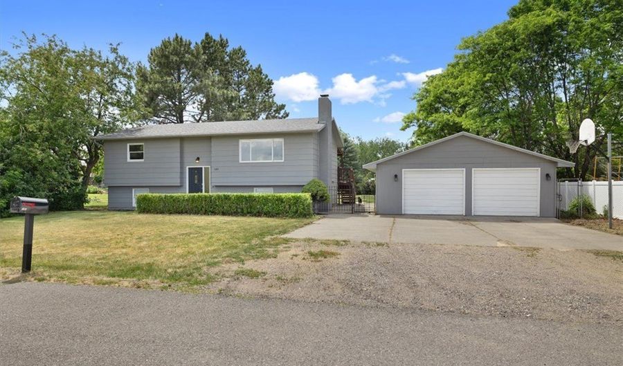 140 Peters St, Billings, MT 59101 - 4 Beds, 2 Bath