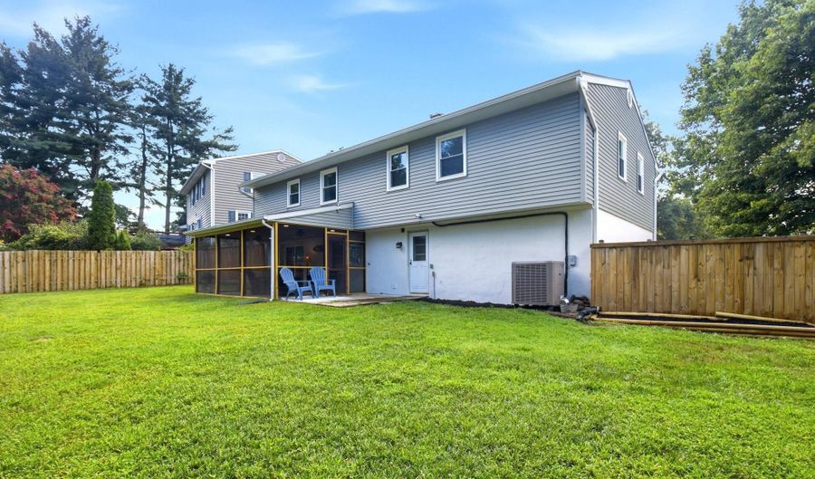 915 JULIET Ln, Arnold, MD 21012 - 4 Beds, 3 Bath
