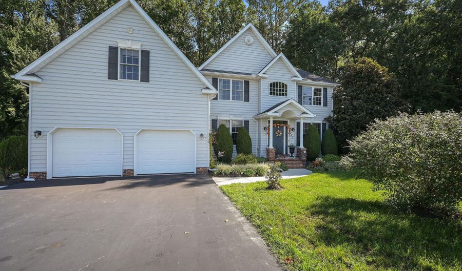 243 CARDINAL HILLS Pkwy, Dover, DE 19904 - 4 Beds, 3 Bath