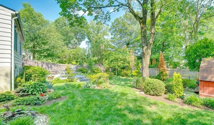 200 WALNUT Ln, Ambler, PA 19002 - 4 Beds, 2 Bath