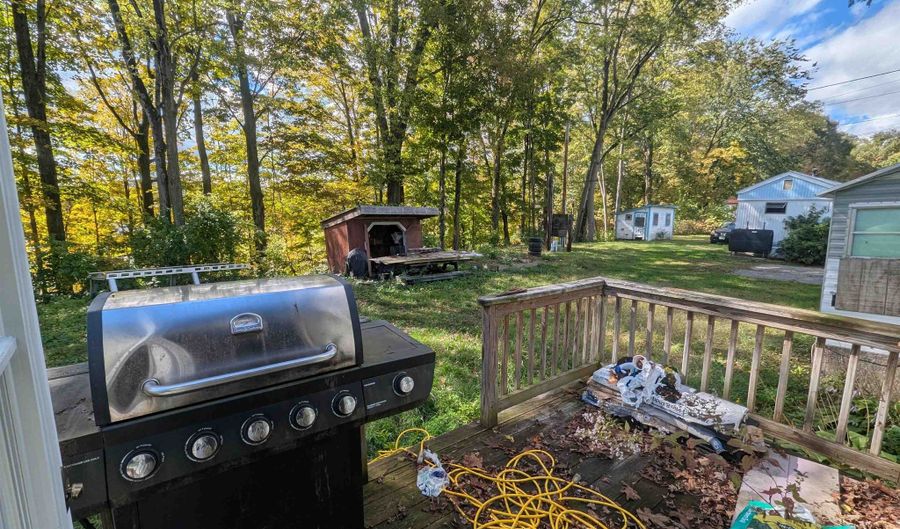 1 Lower Lndg, Charlestown, NH 03603 - 4 Beds, 1 Bath