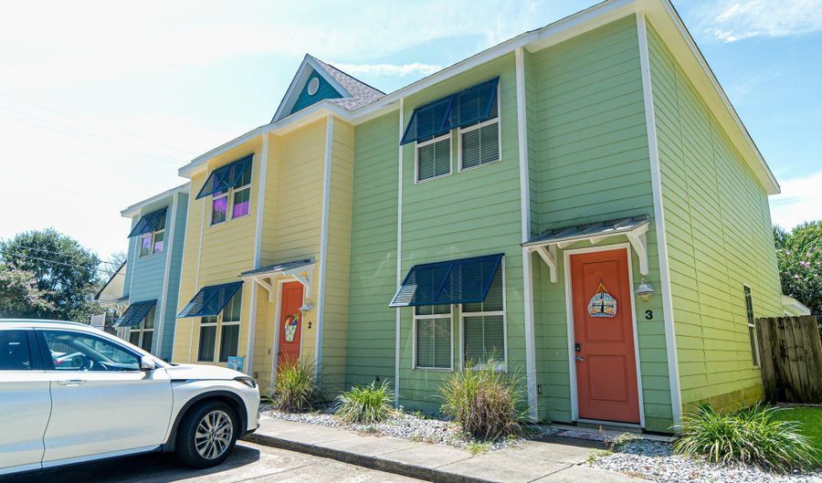 216 Carre Ct 3, Bay St. Louis, MS 39520 - 3 Beds, 3 Bath
