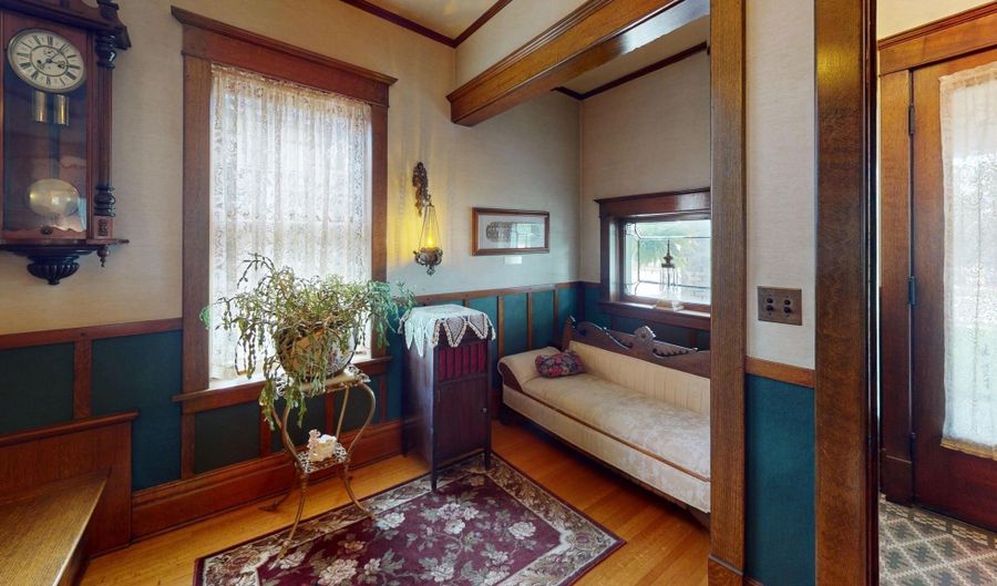 311 Fountain St, Albert Lea, MN 56007 - 4 Beds, 1 Bath