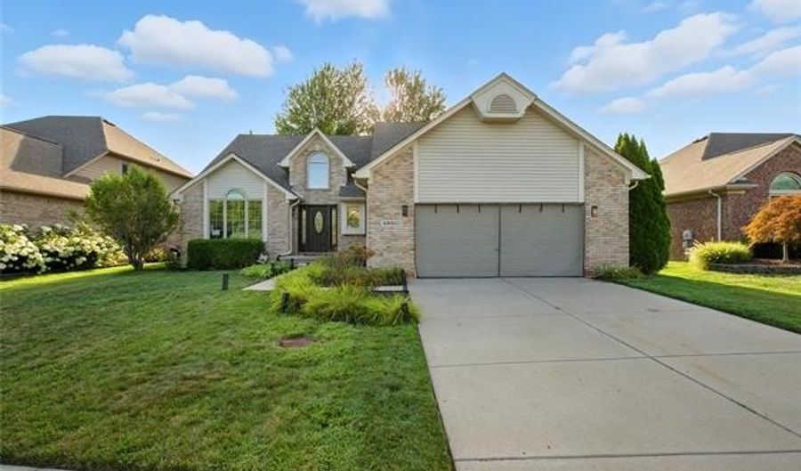 48821 Tremont Dr, Macomb, MI 48044 - 4 Beds, 3 Bath