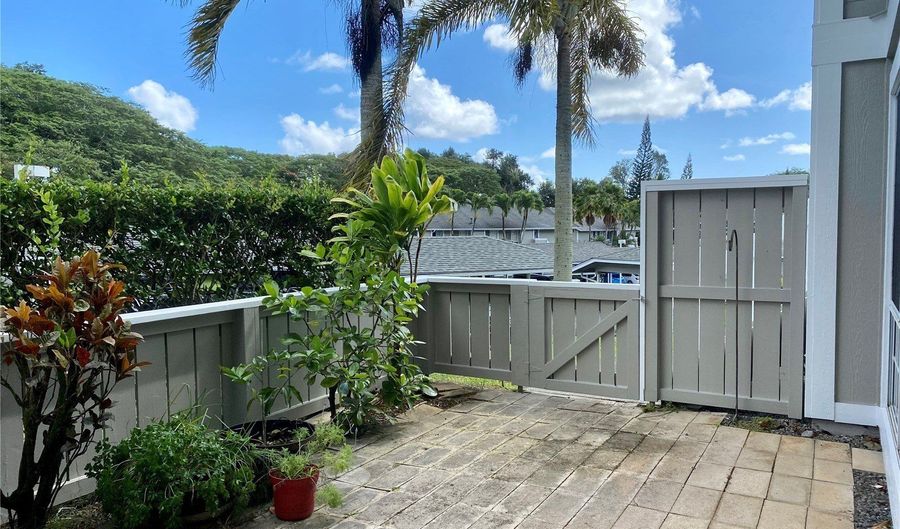 46-1042 Emepela Way 11D, Kaneohe, HI 96744 - 2 Beds, 1 Bath