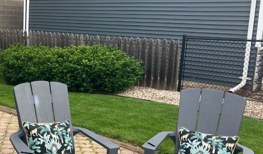 621 N LINWOOD Ave, Appleton, WI 54914 - 3 Beds, 2 Bath