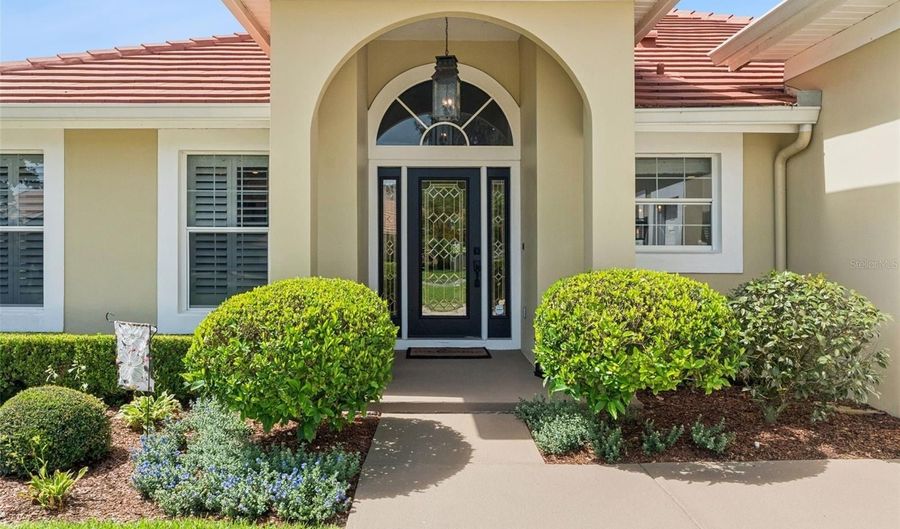 1609 MAJESTIC OAK Dr, Apopka, FL 32712 - 4 Beds, 3 Bath