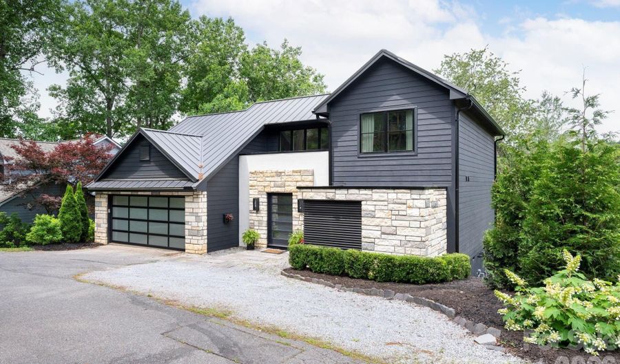 48 Woodvale Ave, Asheville, NC 28804 - 3 Beds, 3 Bath