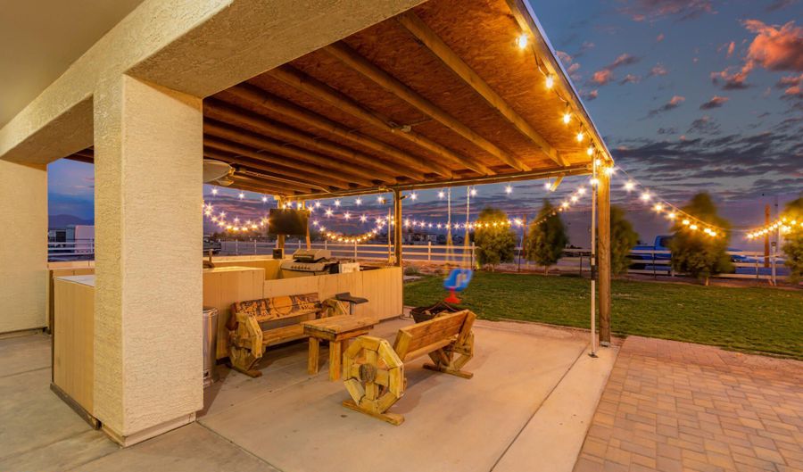 21037 W RUSTLER Rd, Buckeye, AZ 85326 - 4 Beds, 2 Bath