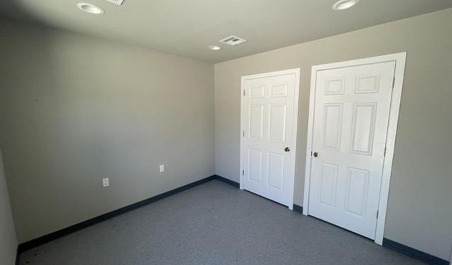 607 Lake Murray Dr S 4, Ardmore, OK 73401 - 0 Beds, 0 Bath