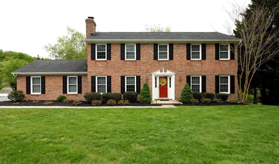 305 ROLLING KNOLL Dr, Bel Air, MD 21014 - 4 Beds, 3 Bath