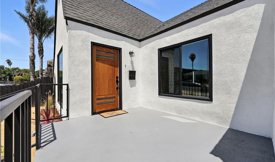 1543 79TH St, Los Angeles, CA 90047 - 2 Beds, 2 Bath