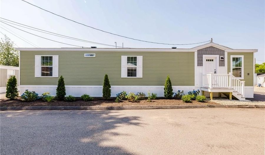 1346 Newport Ave, Attleboro, MA 02703 - 2 Beds, 1 Bath