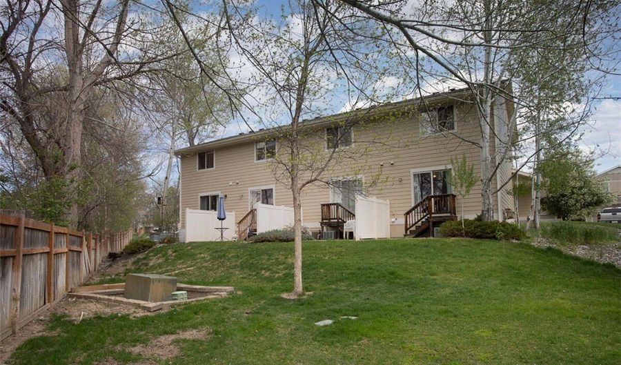 527 Killarney St, Billings, MT 59105 - 3 Beds, 3 Bath