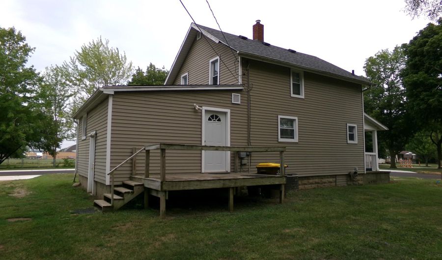 204 Hawthorne St, Alma, MI 48801 - 4 Beds, 2 Bath