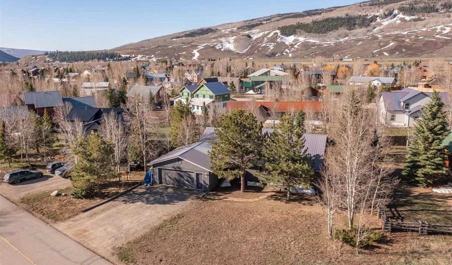 392 Haverly St, Crested Butte, CO 81224 - 3 Beds, 2 Bath
