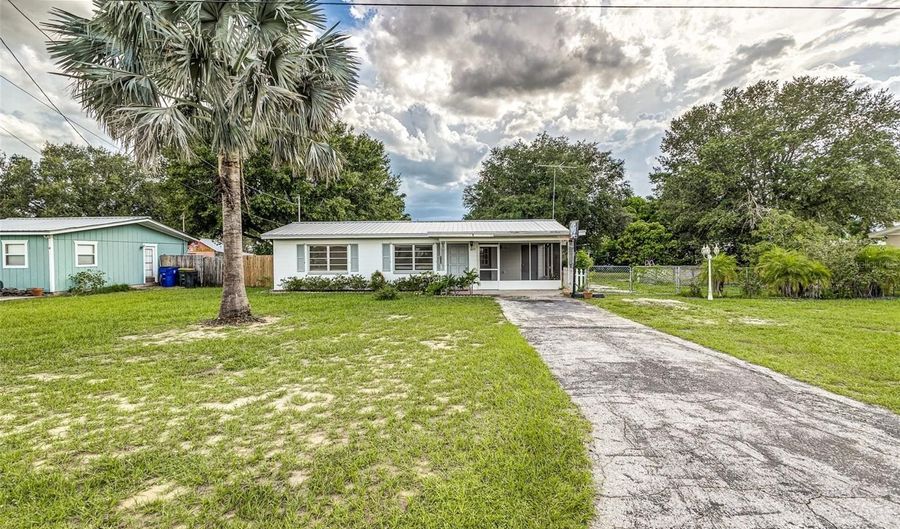 2655 N AVOCADO Rd, Avon Park, FL 33825 - 3 Beds, 2 Bath