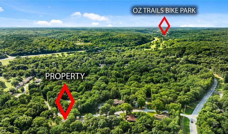 68 Elizabeth Dr, Bella Vista, AR 72715 - 3 Beds, 2 Bath