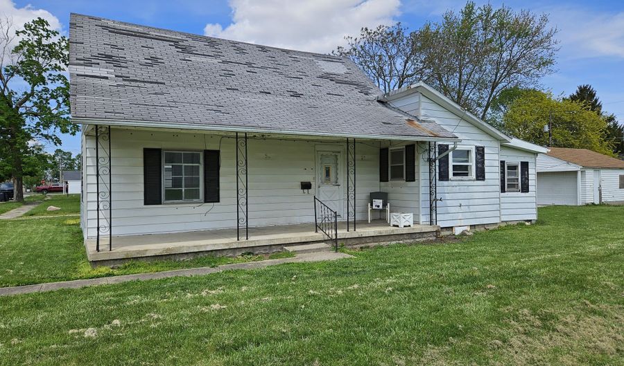 633 S 17th St, Elwood, IN 46036 - 3 Beds, 1 Bath