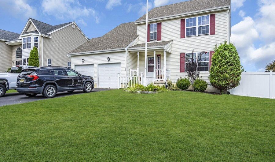36 Tina Way, Barnegat, NJ 08005 - 3 Beds, 3 Bath