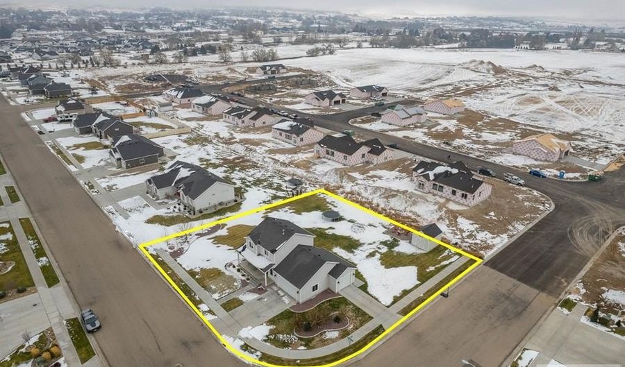 3814 Hazelwood Way, Ammon, ID 83406 - 5 Beds, 4 Bath
