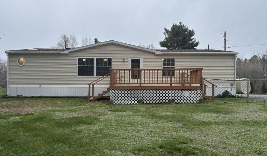 5 Freedom Ln, Belfast, ME 04915 - 3 Beds, 2 Bath