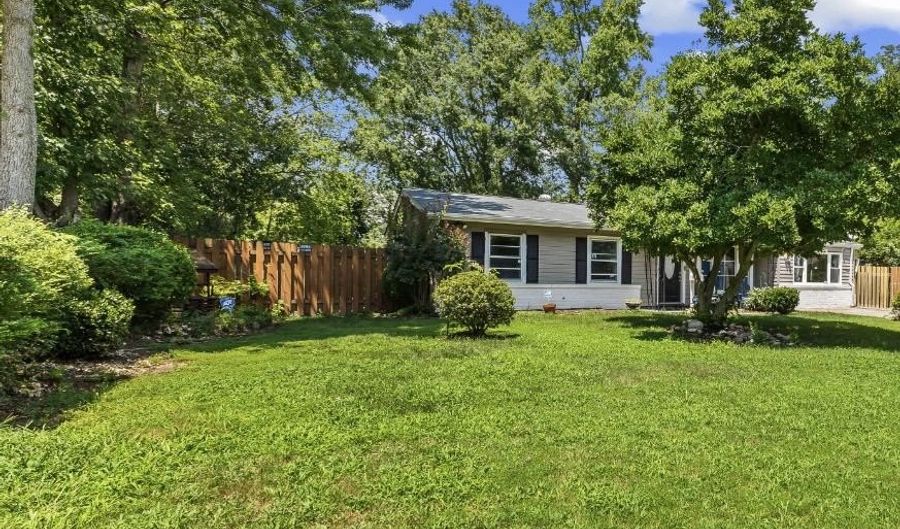 4227 FAIRGLEN Dr, Alexandria, VA 22309 - 4 Beds, 2 Bath