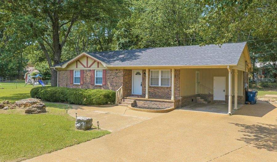 71 Tracy St, Bells, TN 38006 - 3 Beds, 1 Bath