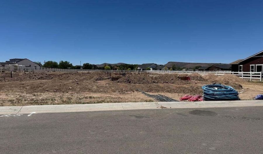 2780 Nelson Ln, Chino Valley, AZ 86323 - 2 Beds, 3 Bath