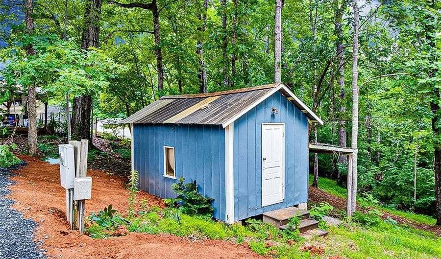 2140 Poole Town Rd, Asheboro, NC 27205 - 3 Beds, 2 Bath
