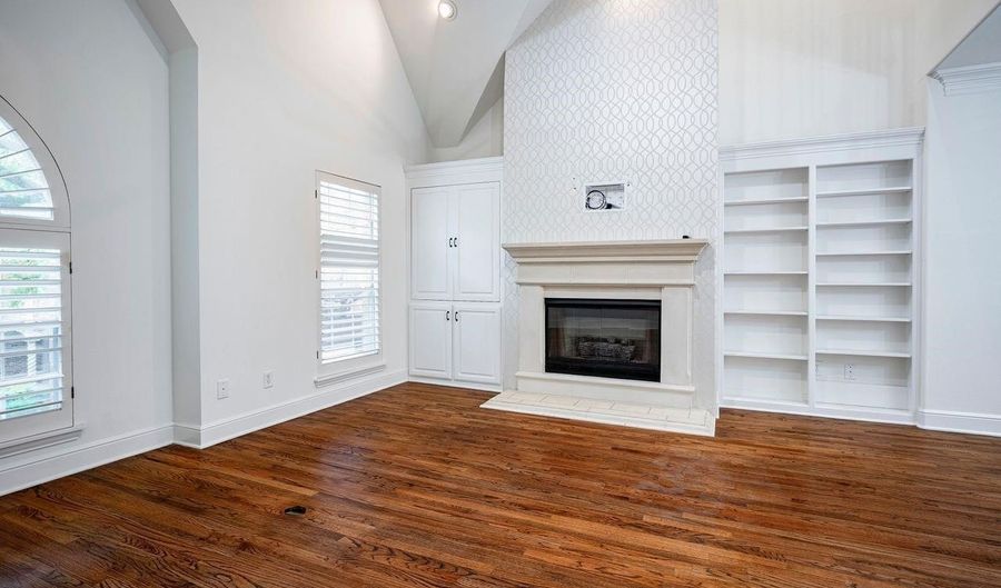 4144 Towne Green Cir, Addison, TX 75001 - 3 Beds, 3 Bath