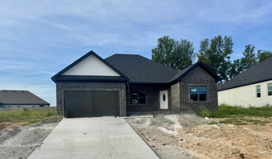 103 Michael Dr, Beebe, AR 72012 - 4 Beds, 2 Bath
