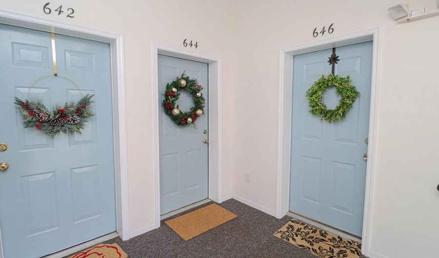 644 BELLE DORA Ct #L-12L, Arnold, MD 21012 - 2 Beds, 2 Bath