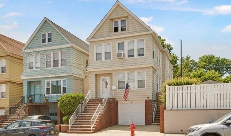 36 E 4TH St 3, Bayonne, NJ 07002 - 1 Beds, 1 Bath