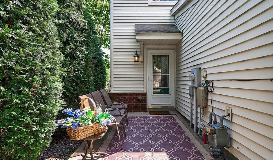 6597 Linwood Dr NE, Albertville, MN 55301 - 2 Beds, 3 Bath