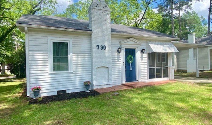730 W Chippewa St, Brookhaven, MS 39601 - 3 Beds, 2 Bath