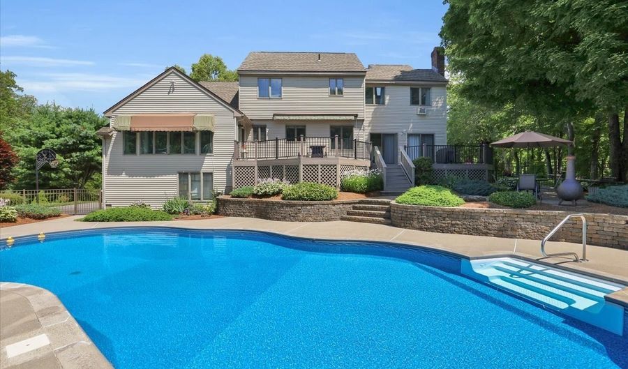1121 Merrow Rd, Coventry, CT 06238 - 4 Beds, 3 Bath