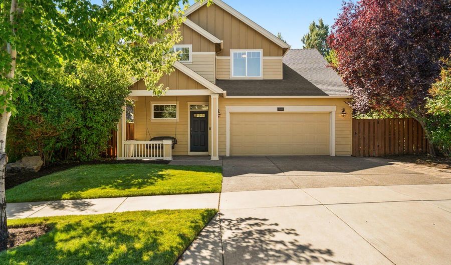 20963 Rock Park Dr, Bend, OR 97701 - 3 Beds, 3 Bath