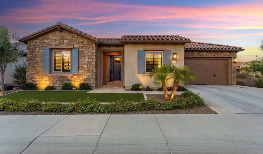 26686 W PIUTE Ave, Buckeye, AZ 85396 - 2 Beds, 3 Bath