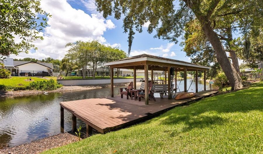 180 SPRINGWOOD Trl, Altamonte Springs, FL 32714 - 4 Beds, 2 Bath
