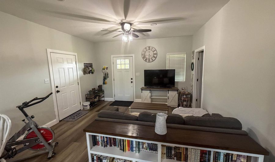 2053 CR 4314, De Kalb, TX 75559 - 2 Beds, 1 Bath