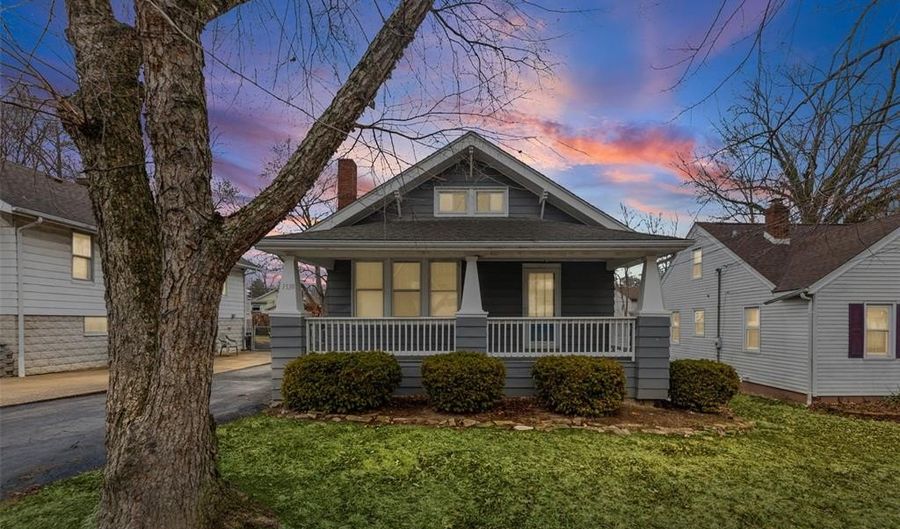 3538 Berkeley Ave, Alton, IL 62002 - 2 Beds, 1 Bath