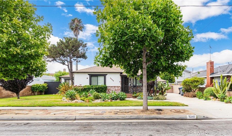 2240 W 231st St, Torrance, CA 90501 - 3 Beds, 2 Bath