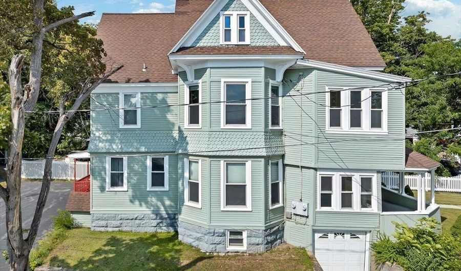 160 Market St 2, Amsterdam, NY 12010 - 3 Beds, 1 Bath