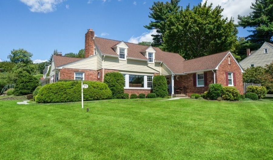 71 Reservoir Ave, Andover, NJ 07801 - 4 Beds, 3 Bath