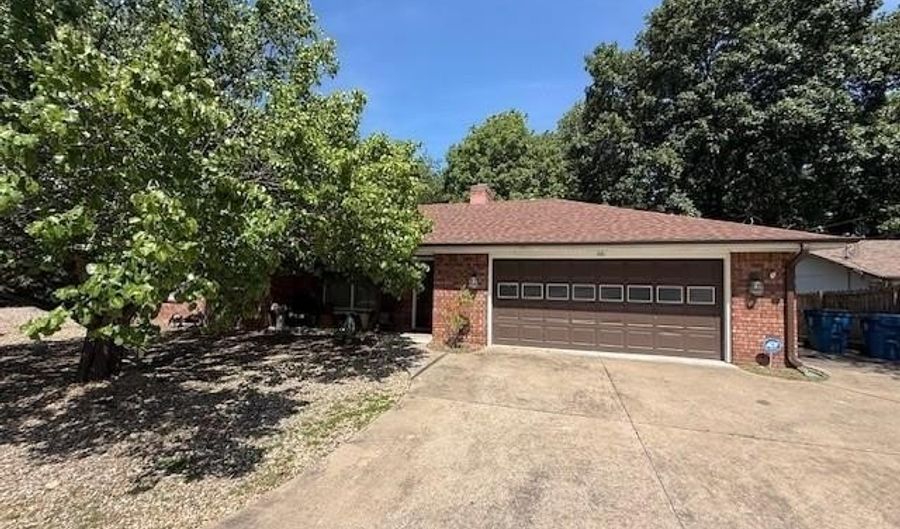 66 Wentworth Dr, Bella Vista, AR 72715 - 2 Beds, 2 Bath